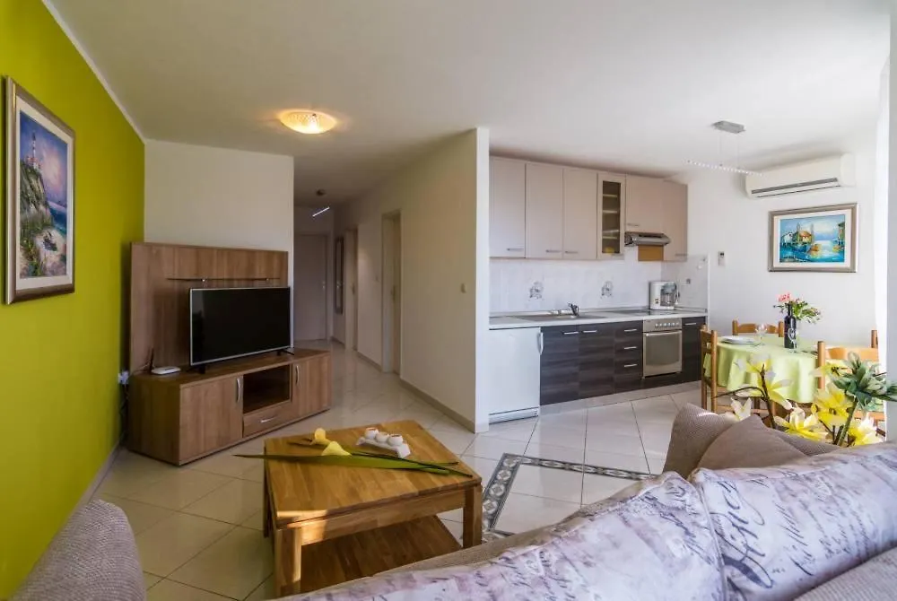 Luna Apartment Rabac Croatia