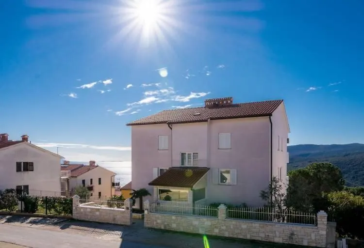 Luna Apartment Rabac Croatia